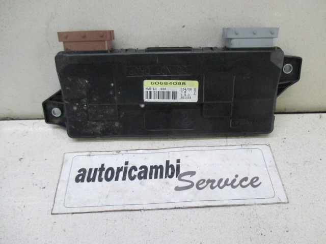 CENTRALNO ZAKLEPANJE OEM N. 60684088 ORIGINAL REZERVNI DEL ALFA ROMEO 159 939 BER/SW (2005 - 2013) DIESEL LETNIK 2009