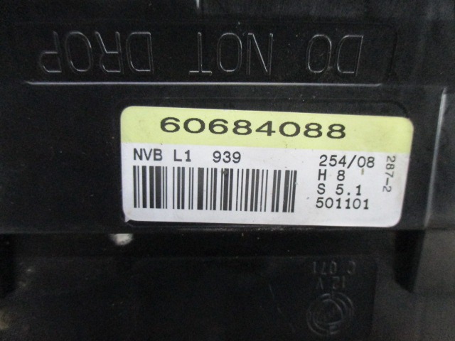 CENTRALNO ZAKLEPANJE OEM N. 60684088 ORIGINAL REZERVNI DEL ALFA ROMEO 159 939 BER/SW (2005 - 2013) DIESEL LETNIK 2009