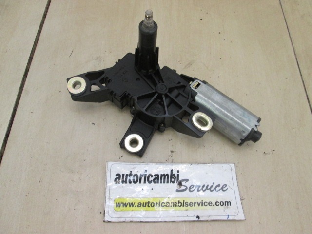 MOTORCEK ZADNJEGA BRISALCA OEM N. 1688200442 ORIGINAL REZERVNI DEL MERCEDES CLASSE A W168 5P V168 3P 168.031 168.131 (1997 - 2000) DIESEL LETNIK 1998