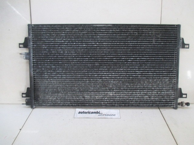 HLADILNIK KLIME OEM N. 8200008763 ORIGINAL REZERVNI DEL RENAULT LAGUNA BG0/1 KG0/1 MK2 BER/SW (11/2000 - 12/2004) DIESEL LETNIK 2004