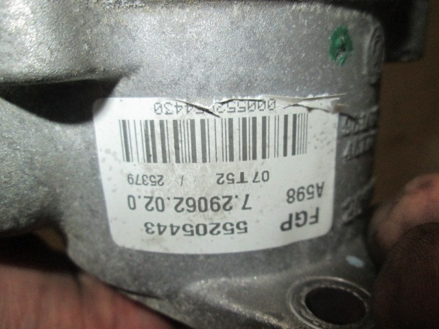 VAKUUM CRPALKA OEM N. 55205443 ORIGINAL REZERVNI DEL FIAT BRAVO 198 (02/2007 - 2010) DIESEL LETNIK 2007