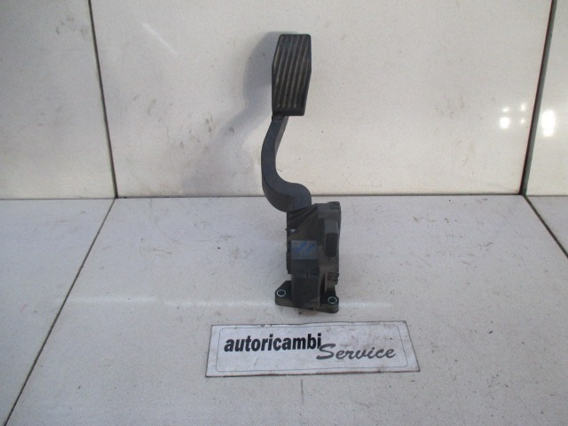 PEDALI OEM N. 55702020 ORIGINAL REZERVNI DEL FIAT GRANDE PUNTO 199 (2005 - 2012) DIESEL LETNIK 2007