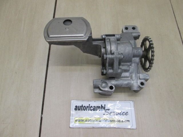 PUMPA OLJA OEM N. 9644350880 ORIGINAL REZERVNI DEL VOLVO V50 545 (2004 - 05/2007) DIESEL LETNIK 2004