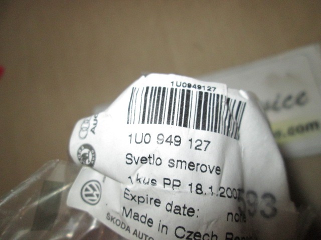 SPREDNJI INDIKATOR OEM N. 94671 ORIGINAL REZERVNI DEL SKODA OCTAVIA MK1 1U2 1U5 BER/SW (1997 - 2004)DIESEL LETNIK