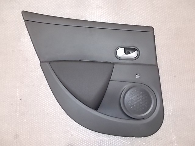 VRATNI PANEL OEM N. 8200952068 ORIGINAL REZERVNI DEL RENAULT CLIO BR0//1 CR0/1 KR0/1 MK3 R (05/2009 - 2013) BENZINA LETNIK 2011