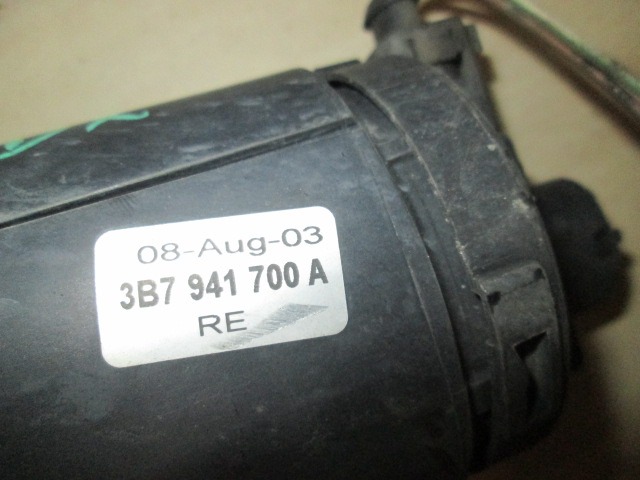 DESNA MEGLENKA OEM N. 3B7941700A ORIGINAL REZERVNI DEL VOLKSWAGEN PASSAT B5.5 3B3 3B6 3BG R BER/SW (11/2000 - 2005) DIESEL LETNIK 2001