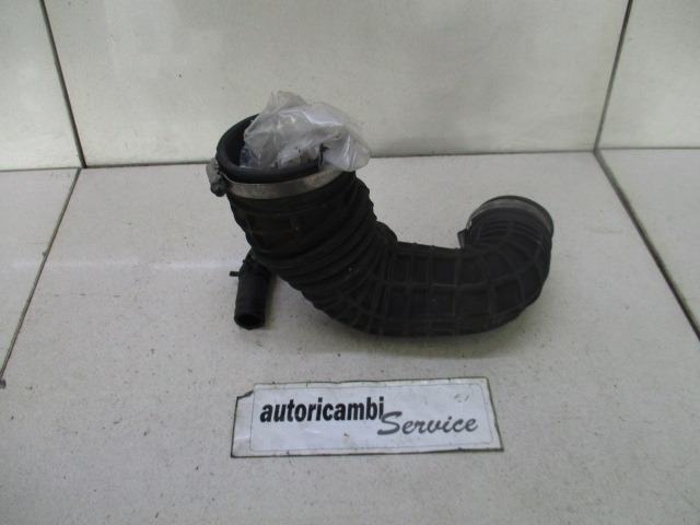 VISOKOTLACNE CEVI INTERCOOLER OEM N. 118267F408 ORIGINAL REZERVNI DEL NISSAN TERRANO II R20 (1996 - 1999) DIESEL LETNIK 1999