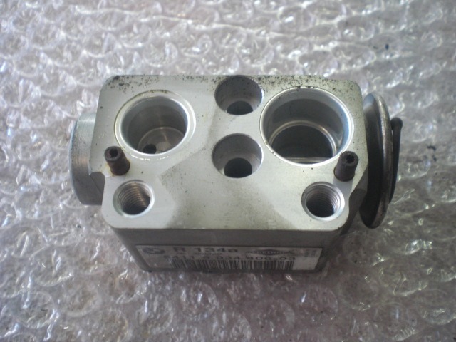 EKSPANZIJSKI VENTIL KLIME  OEM N.  ORIGINAL REZERVNI DEL BMW SERIE 3 BER/SW/COUPE/CABRIO E90/E91/E92/E93 (2005 -2009) DIESEL LETNIK 2005