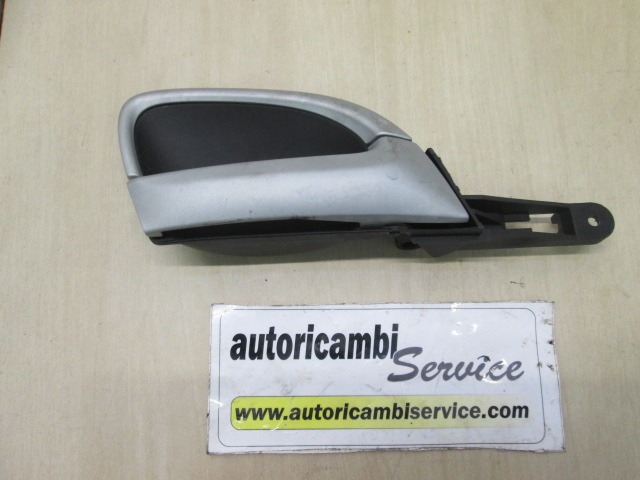 NOTRANJA KLJUKA  OEM N. 7L5837114 ORIGINAL REZERVNI DEL PORSCHE CAYENNE 9PA MK1 (2003 -2008) BENZINA LETNIK 2003
