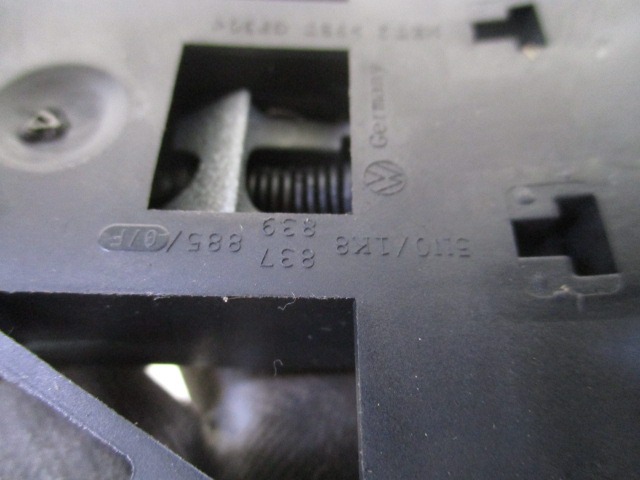 ZUNANJA KLJUKA ZADNJA LEVA VRATA OEM N. 5N0839885 ORIGINAL REZERVNI DEL SEAT IBIZA 6J5 6P1 MK4 BER/SW (2008 - 2012)BENZINA LETNIK 2009