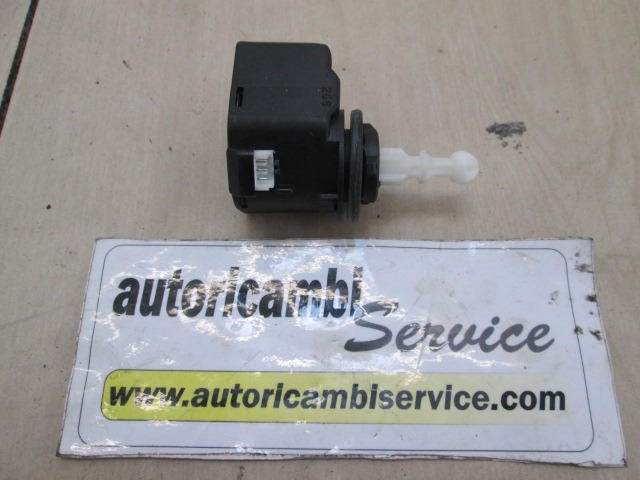 MOTORCEK NASTAVITVE VISINE LUCI OEM N. 13125209 ORIGINAL REZERVNI DEL SKODA FABIA MK1 6Y2 BER/SW (2000 - 03/2007) BENZINA LETNIK