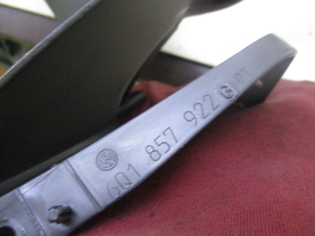 MONTA?NI DELI /  ARMATURNE PLOSCE SPODNJI OEM N. 6Q1857922 ORIGINAL REZERVNI DEL VOLKSWAGEN POLO 9N R (2005 - 10/2009) BENZINA LETNIK 2006