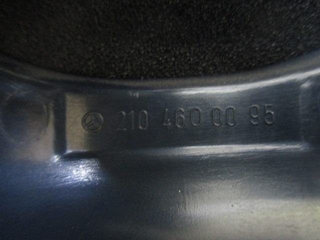 MONTA?NI DELI /  ARMATURNE PLOSCE SPODNJI OEM N. 2104600095 ORIGINAL REZERVNI DEL MERCEDES CLASSE E W210 S210 BER/SW (1995 - 1999) DIESEL LETNIK 1999