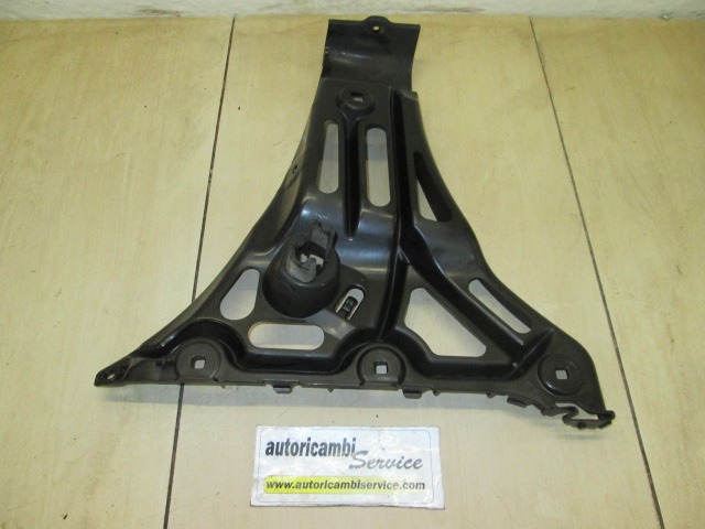 NOSILCI ZADNJEGA ODBIJACA  OEM N. 51127060795 ORIGINAL REZERVNI DEL BMW SERIE 5 E60 E61 (2003 - 2010) DIESEL LETNIK 2008