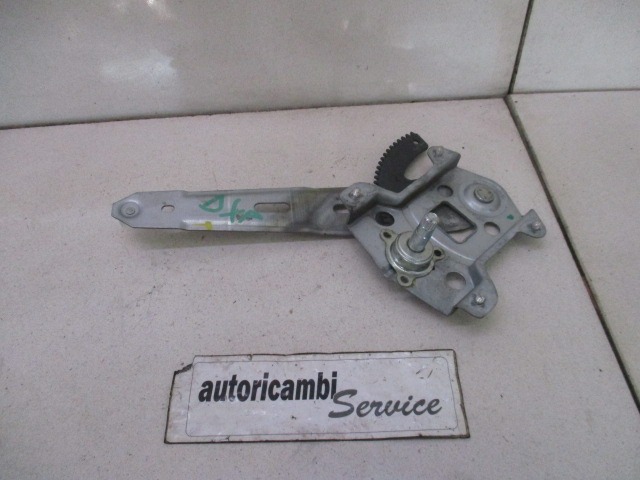 ROCNI SISTEM ZA DVIGOVANJE ZADNJEGA STEKLA  OEM N. 83402-07000 ORIGINAL REZERVNI DEL KIA PICANTO SA BA MK1 (2004 - 2008) BENZINA LETNIK 2007