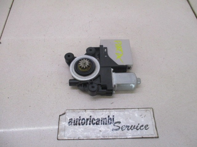 MOTORCEK ELEKTRICNEGA POMIKA ZADNJEGA STEKLA  OEM N. 7M5T-14B534 ORIGINAL REZERVNI DEL FORD FOCUS CMAX DM2 MK1 R (04/2007 - 2010) DIESEL LETNIK 2007