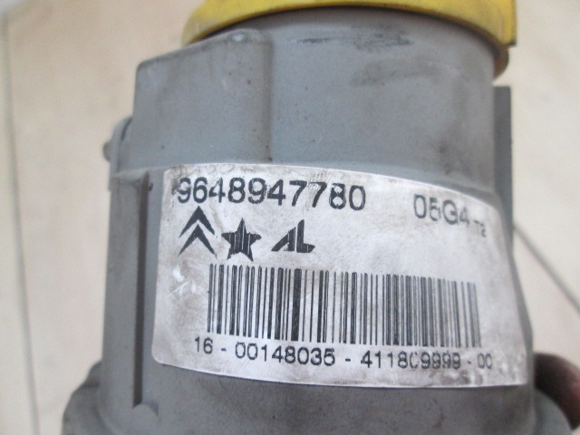 DESNA MEGLENKA OEM N. 9648947780 ORIGINAL REZERVNI DEL CITROEN C3 / PLURIEL MK1 (2002 - 09/2005) DIESEL LETNIK 2005