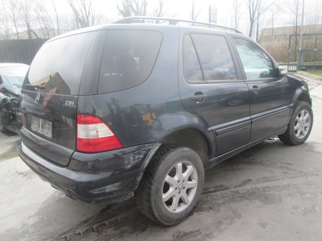 MERCEDES ML W163 2.7 D 120KW AUT 5P (2002) RICAMBIO USATO 
