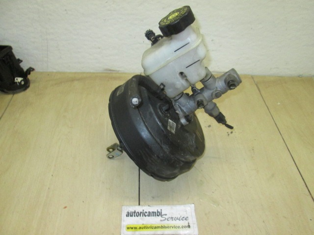 SERVO OJACEVALNIK ZAVOR S PUMPO OEM N. 58500-1D110 ORIGINAL REZERVNI DEL KIA CARENS UN MK3 (2006 - 2013) DIESEL LETNIK 2008