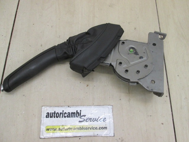 4701A1 LEVA FRENO  A MANO DI STAZIONAMENTO PEUGEOT 607 3.0 B 152KW 5M 4P (2002) RICAMBIO USATO 4745P9 CUFFIA DANNEGGIATA