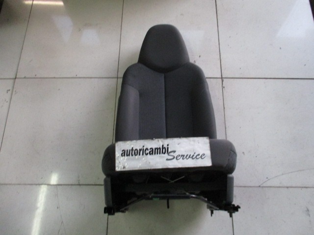 SPREDNJI DESNI SEDE? BLAGO OEM N. SEADTPG107PMBR5P ORIGINAL REZERVNI DEL PEUGEOT 107 PM PN (2005 - 2014) BENZINA LETNIK 2006