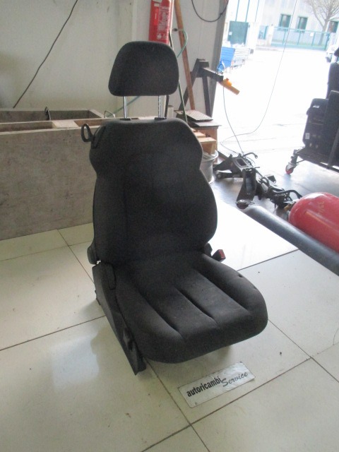 SPREDNJI DESNI SEDE? BLAGO OEM N. SEADTMBCLASCLKW208CP3P ORIGINAL REZERVNI DEL MERCEDES CLASSE CLK W208 C208 A208 COUPE/CABRIO (1997-2003) BENZINA LETNIK 2000